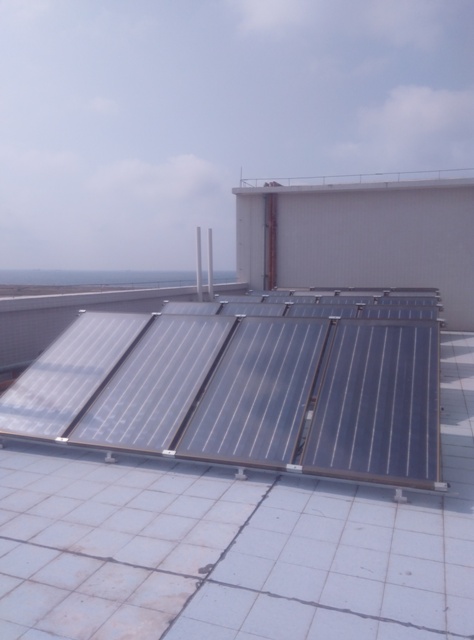 洋浦港小鏟灘一期員工宿舍-太陽能設(shè)計(jì)安裝工程